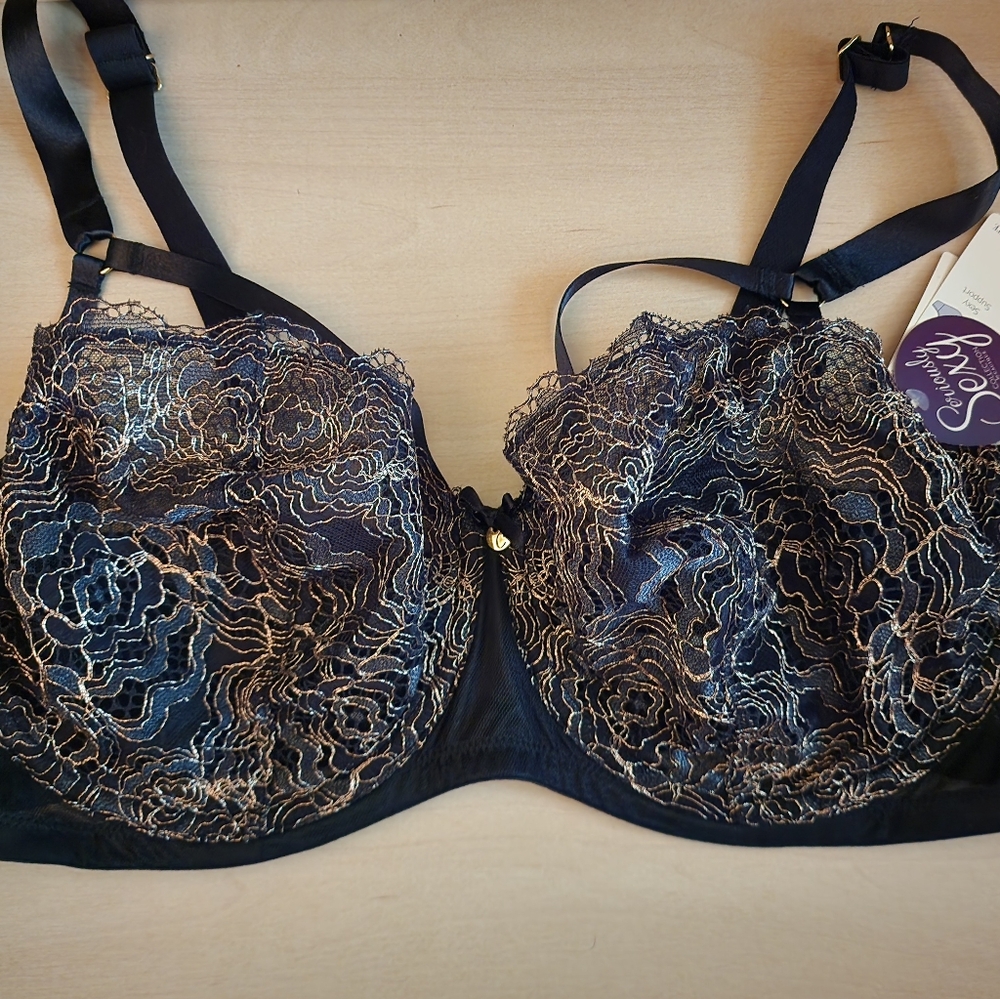 Cacique Balconette Bra w/ Cage Straps, Sz 40DDD